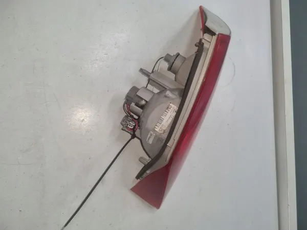 Vänster bakre inre lampa Ford Focus MK3 2011- OEM BM51-13A603-AD image 2