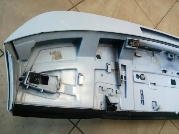 Spoiler OEM 9681135677 pour Citroen C5 III X7 Hayon image 8