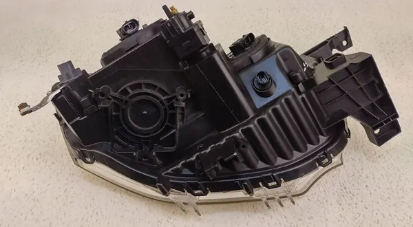 Faros delanteros izquierdo Mitsubishi L200 IV H11 Lente image 6