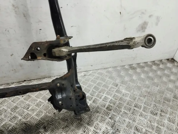 Audi A7 S7 4G 2012 Voorste hulpframe OEM AMD117120 image 8