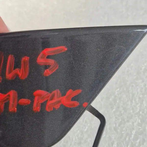 BMW 5 G30 M Dragkroksskydd 51128064713 image 3