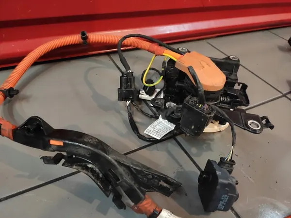 OEM 6824111 9391259 BMW 3 F30 LCI Hybrid Laddningskabel image 3