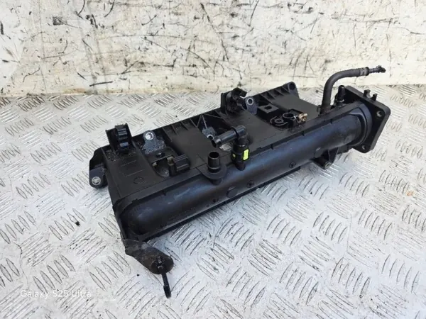 Gebruikte Nissan OE inlaatspruitstuk OEM 140030983R image 4