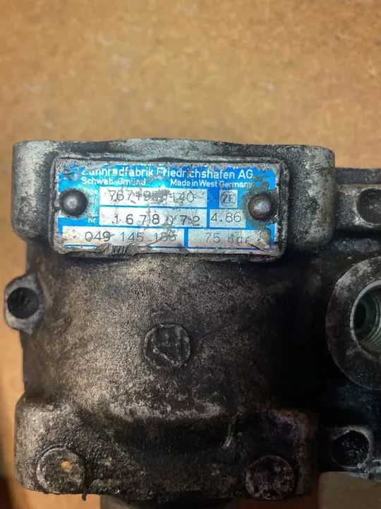 Bomba de direção assistida VW LT 28-35 Audi 80/90/100/200 OEM image 4