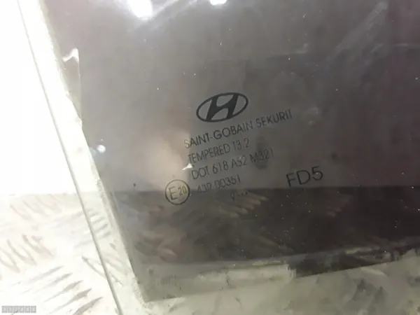 Hyundai I30 Türscheibe OEM 43R00351 - Gebraucht image 3