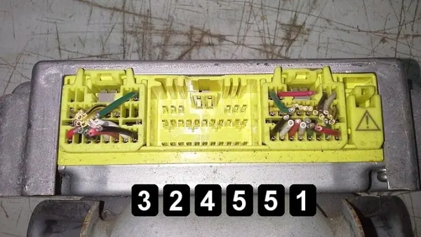 ECU Lexus RX AM-324551 pour Modèle 2006 image 3