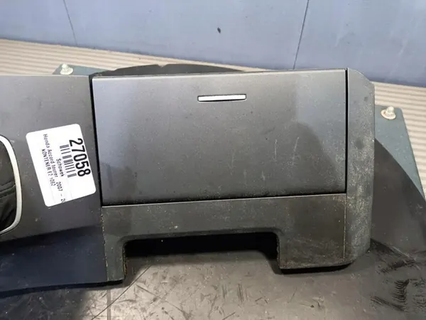 HONDA ACCORD VIII Säilytystila OEM image 4