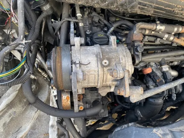 Compressor refrigerante Zanotti FZ009 1915111G - Usado image 4