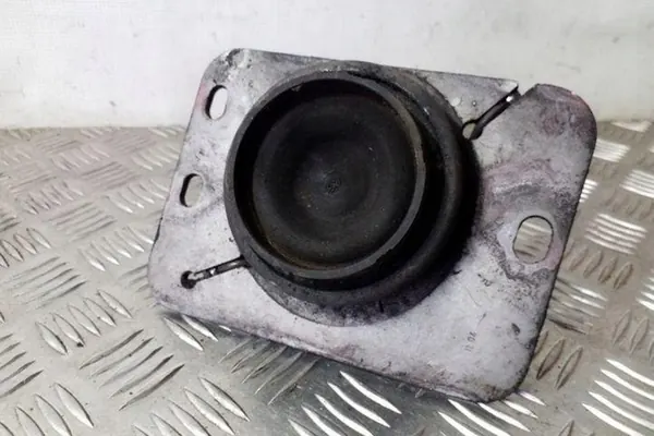 Soporte de motor OPEL VIVARO COMBI 2.5L diesel OEM 8200411257 image 3