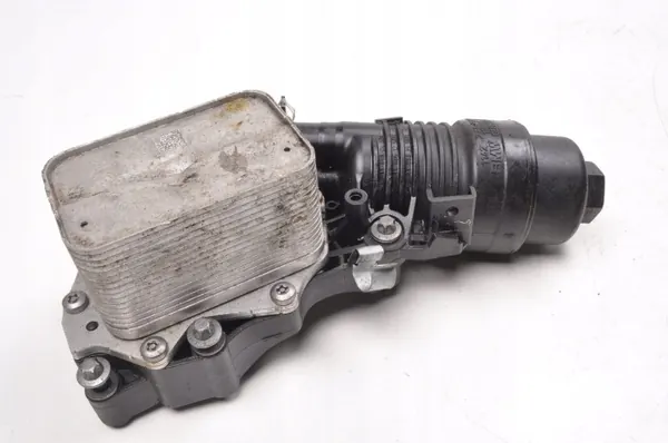 MINI Ölfiltergehäuse Basis OEM 8580412 - Gebraucht image 4