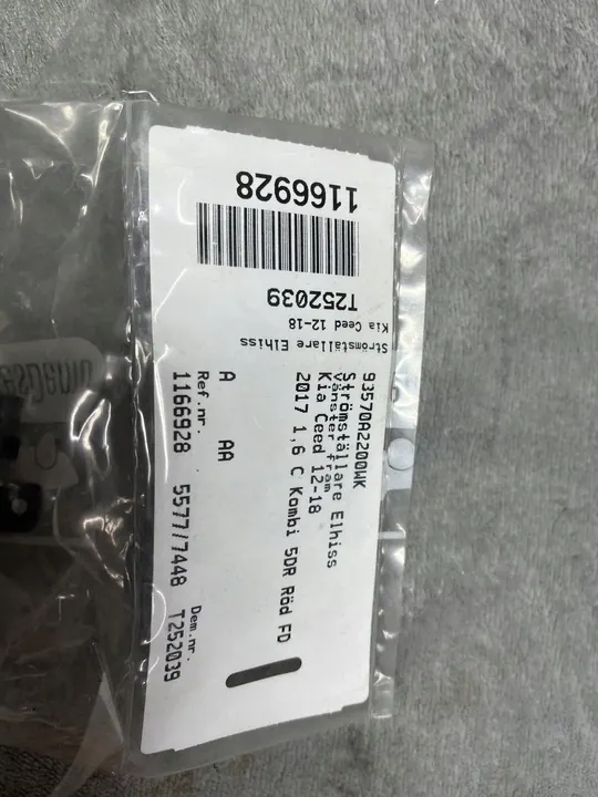 Raam Schakel Paneel Links Kia Ceed II 12-17 93570-A2200 image 5