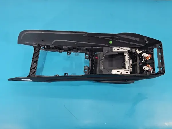 Reposabrazos túnel OEM IMPRK1547630 para Audi Q7 4L image 3
