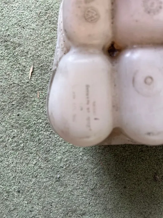 Tanque de expansão 7P0121407B Porsche VW Tuareg image 3