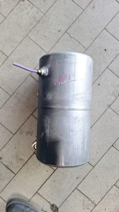Depósito suspensión aire Audi A8 D4 OEM 4H0616203D image 2