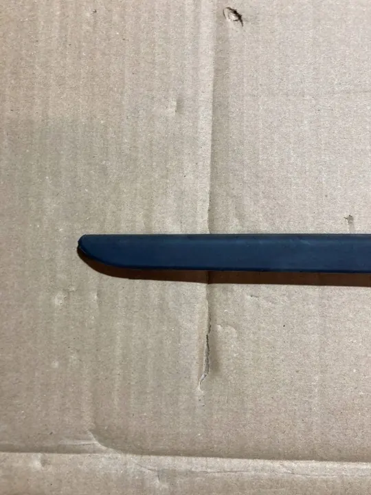 SEAT Alhambra II Frontscheibenleiste Rechts OEM 7N0854328CORI. image 6