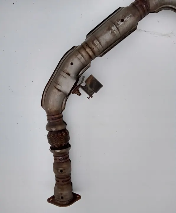 Tubo de escape dianteiro Y para Infiniti Q70 M35h Lift image 4