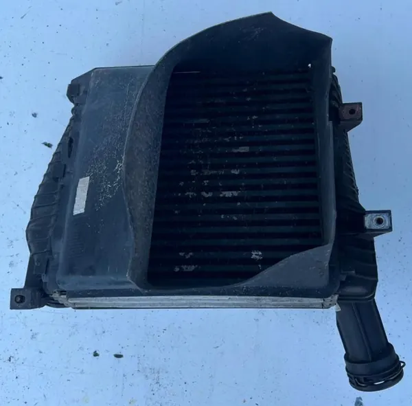 Porsche Cayenne oikea intercooler-jäähdytin 7PO145804A image 3