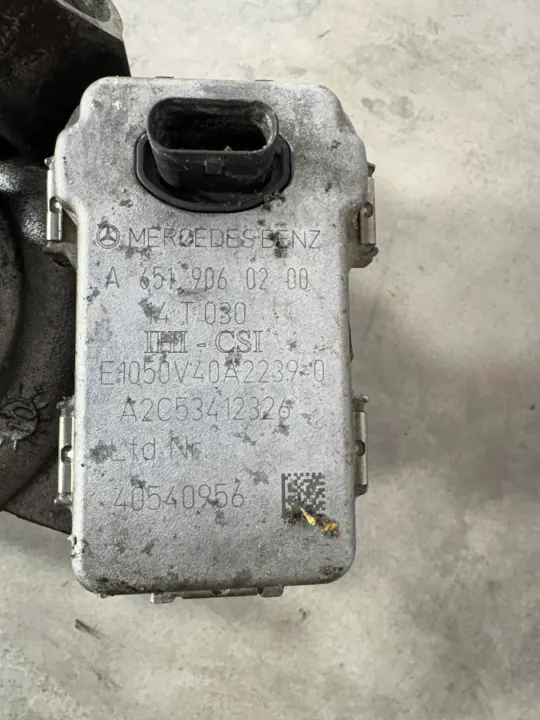 Mercedes Turbo OEM A6510900086 - Begagnad image 3