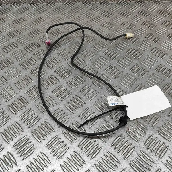 USB Pistorasian Kaapeliasennus Mercedes CLS II 218 image 3