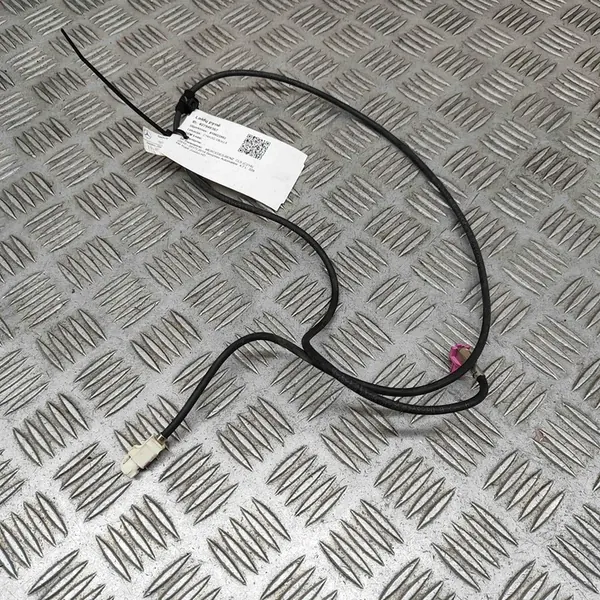 USB Pistorasian Kaapeliasennus Mercedes CLS II 218 image 4