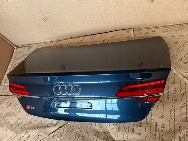 AUDI A8 S8 D4 LONG LIFT TAKAKANSI MATRIX VALOT OEM LX5R image 5