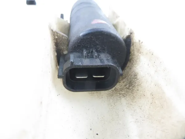 Spolarbehållare OEM M1071795 för Toyota Avensis II image 3