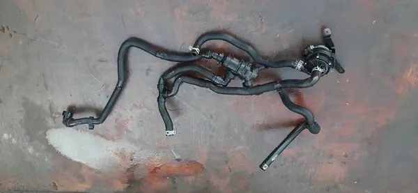 Vattenpump och slangar Renault Express II image 3