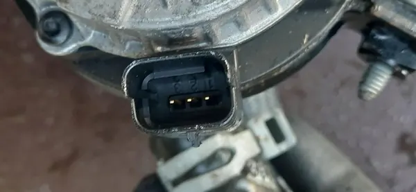 Vattenpump och slangar Renault Express II image 6