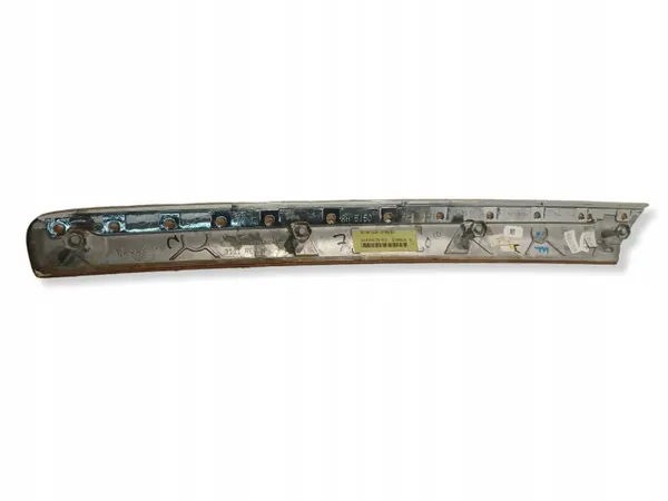 Mercedes-Benz GL X164 Framdörrslist OEM A1647201622 image 3