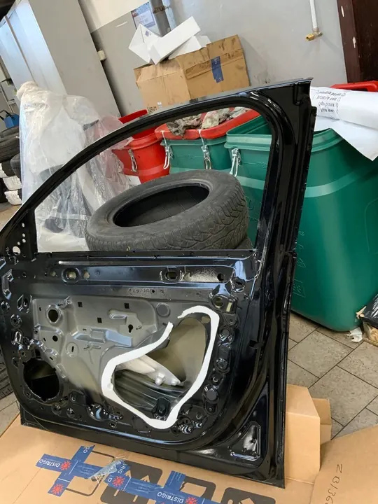 PEUGEOT 208 II 2019- Höger Framdörr image 8