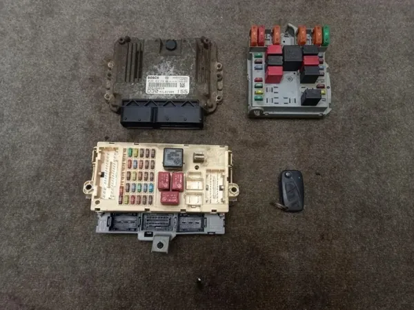 Sytytysjoukko OEM 0281012490 Fiat Ducato 3.0L Diesel image 2