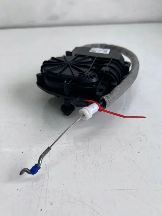 Jaguar F-Type Coupe kofferbakslot OEM EX53404C10AC image 2