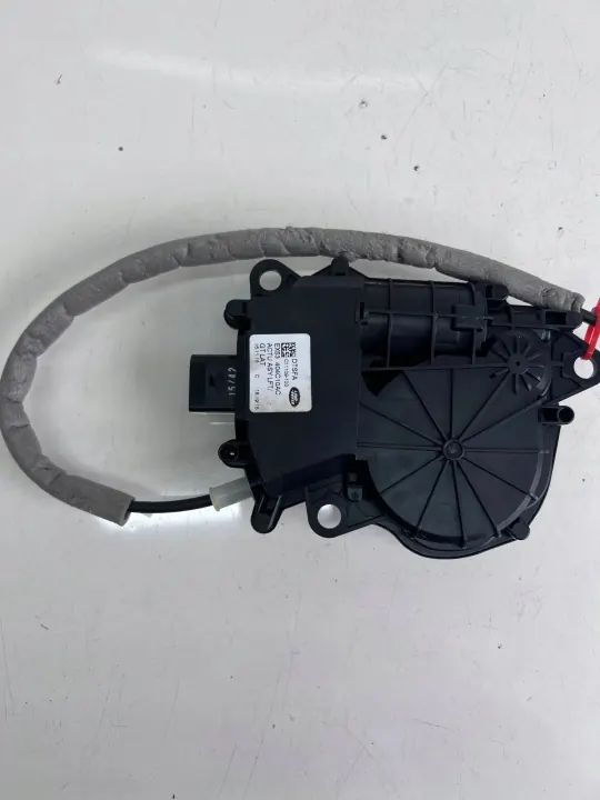 Jaguar F-Type Coupe kofferbakslot OEM EX53404C10AC image 9