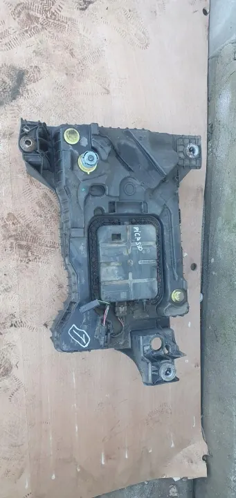 AdBlue-tank OEM P1001565 P1001824 för Citroen C4 Picasso image 2
