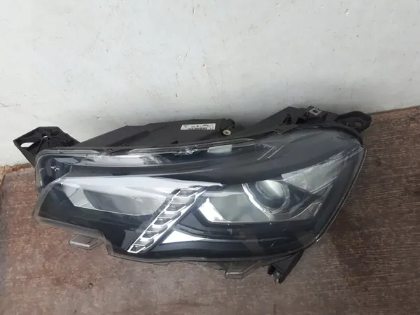 Linker Koplamp Peugeot Partner IV Rifter 17-22 9816827280 image 2