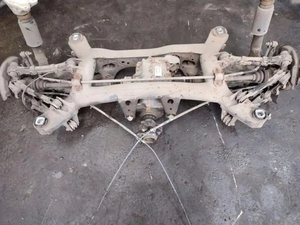 OEM 406744 Achterophangingbalk BMW F22 2014-2017 image 3