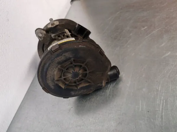 Pompa aria secondaria Subaru Forester II SG 14828AA060 image 3