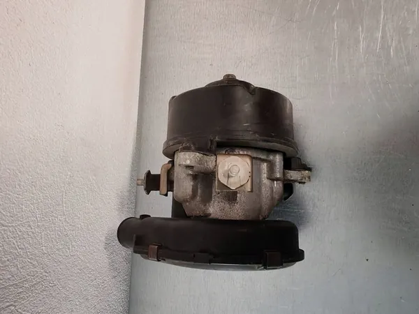 Pompa aria secondaria Subaru Forester II SG 14828AA060 image 5