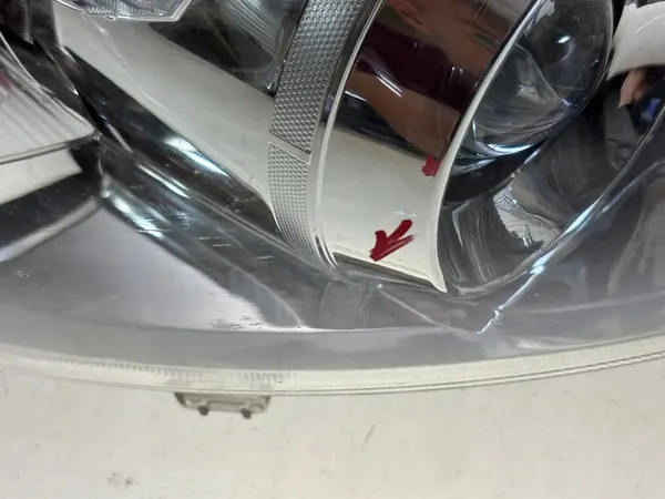 Faros delanteros Toyota Auris 150 2013 Izquierdo image 4