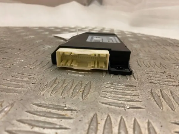 Mercedes-Benz Zündmodul OEM A2139008520 image 4