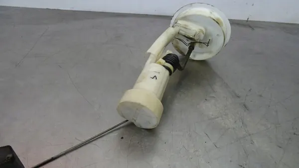 Brandstofpomp Mercedes W203 C220 image 5