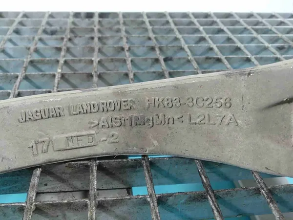 Braccio di controllo anteriore sinistro Jaguar F-Pace 16- HK83-3C256-AD image 5