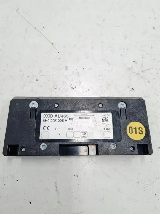 Audi A4 Cabrio Antennenverstärker OEM 8H0035225H image 2