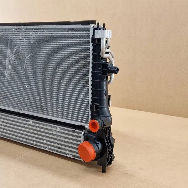 Radiador Kia Ceed Proceed Xceed Hyundai i30 1.6 CRDI image 2