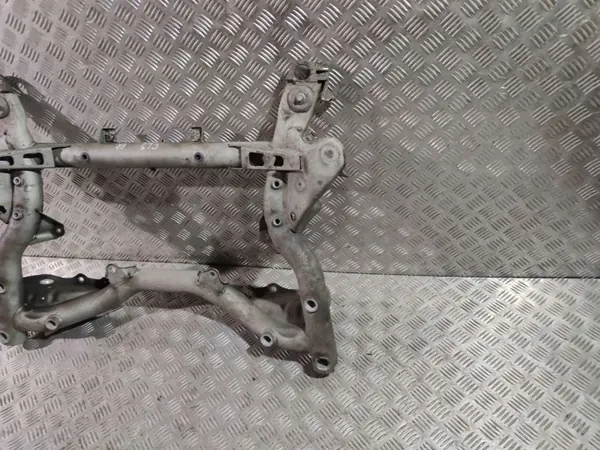 UTO17029 Voorste Hulpframe voor Mercedes CLS C218 AMG image 4