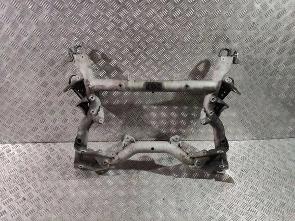 UTO17029 Voorste Hulpframe voor Mercedes CLS C218 AMG image 5