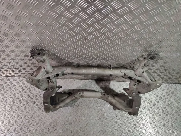 UTO17029 Voorste Hulpframe voor Mercedes CLS C218 AMG image 8