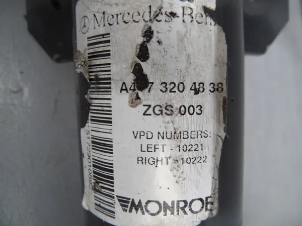 McPherson höger framstyrning knuckle Mercedes Vito W447 image 3