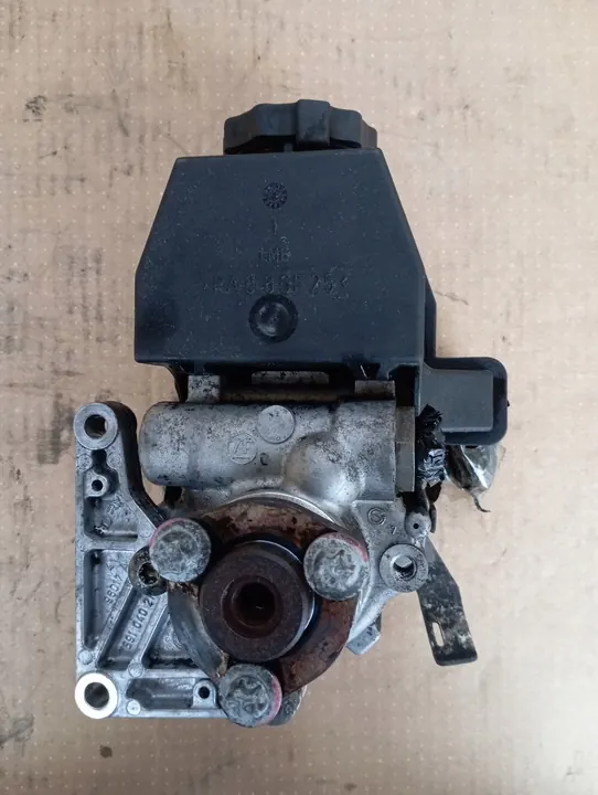 Mercedes-Benz Hydraulikpump A0024663001 image 6