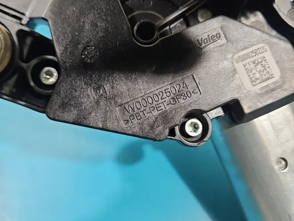 Heckwischermotor Mercedes W176 A1769066300 3 Pins image 3